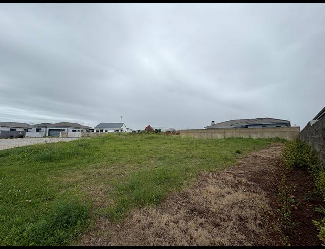 520M² VACANT LAND FOR SALE IN FOUNTAINS ESTATE